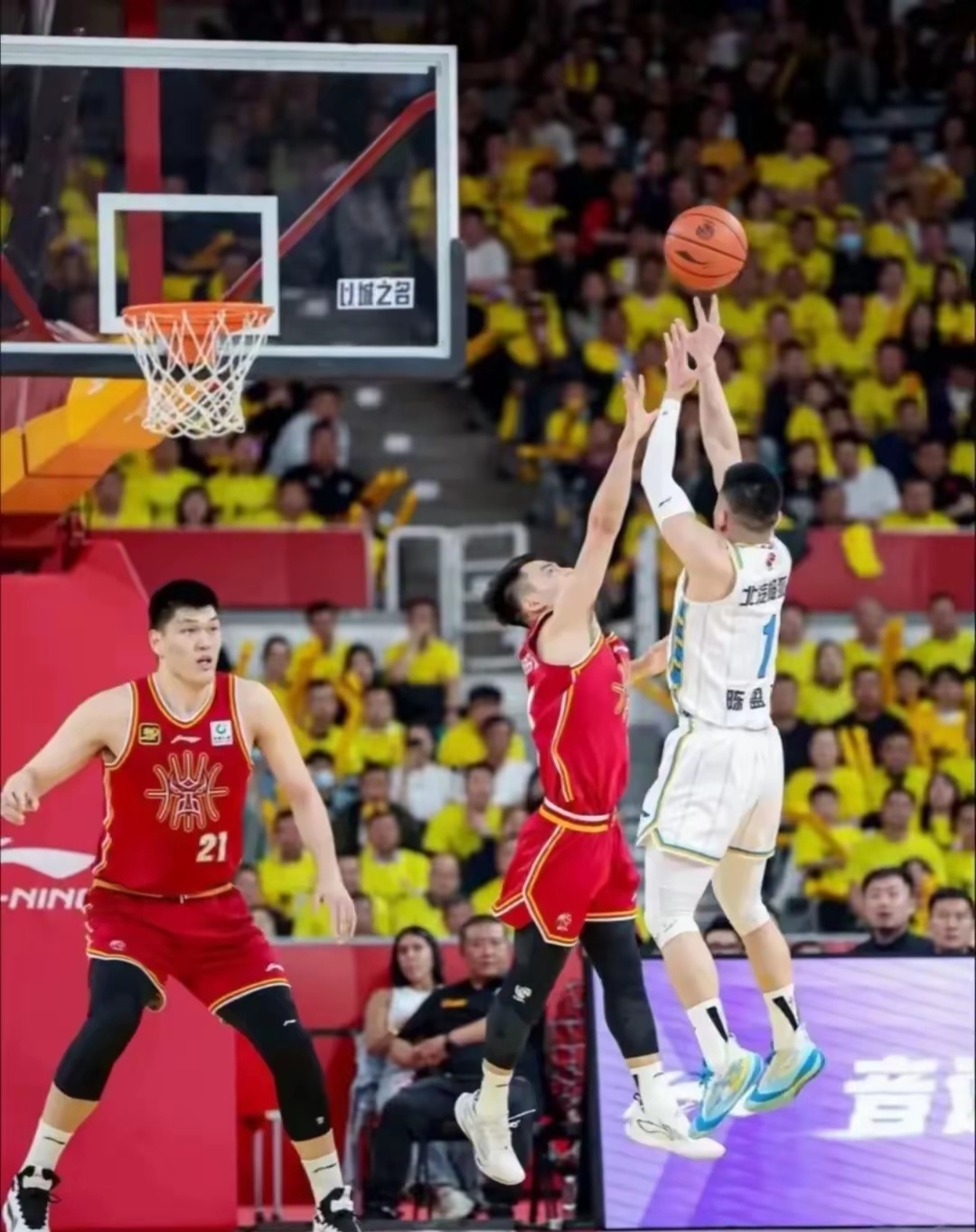 CBA常规赛今晨再迎强敌，西汉姆官宣签约，主帅态度——更衣室稳定，细节决定成败的简单介绍