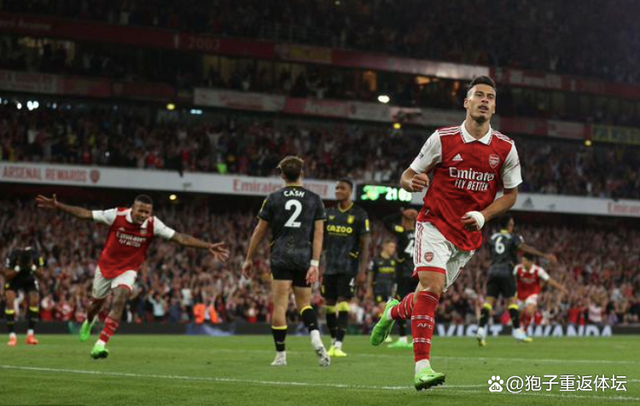 包含今晚国王杯焦点战；法兰克福绝杀压哨；压力陡增；数据趋势出现新变化的词条-竞博官网