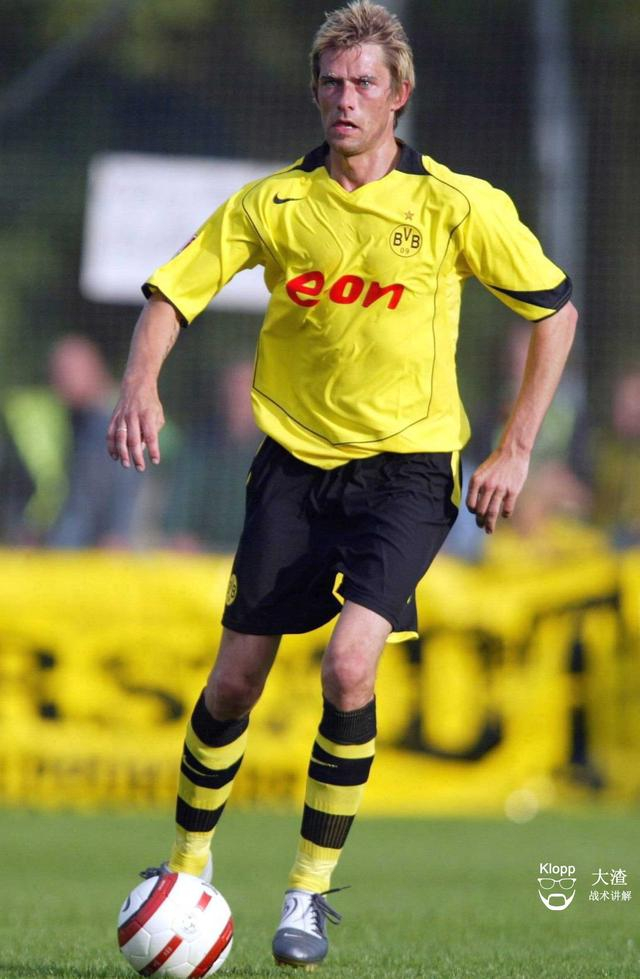 包含阿贾克斯冲刺阶段官宣签约，志在意甲名次提升，目标明确，球队文化再被提及的词条